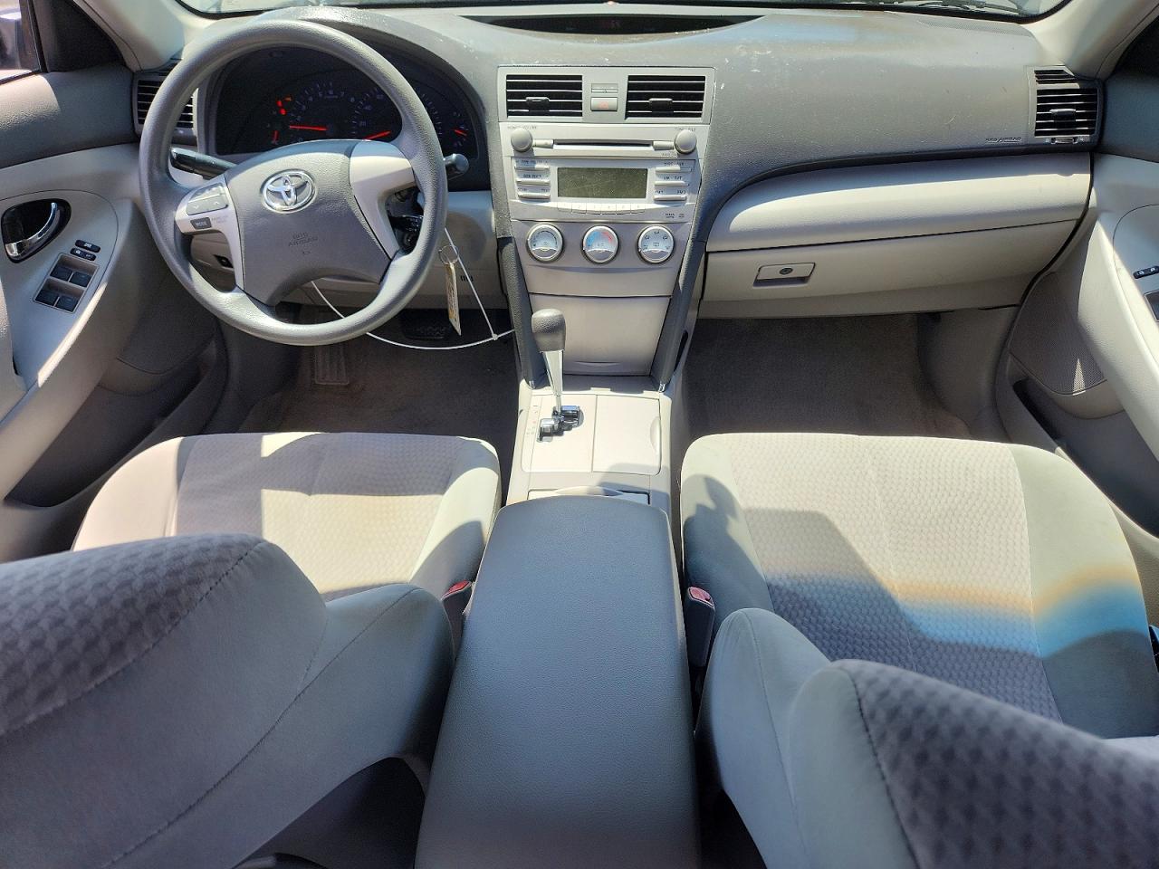2010 TOYOTA CAMRY