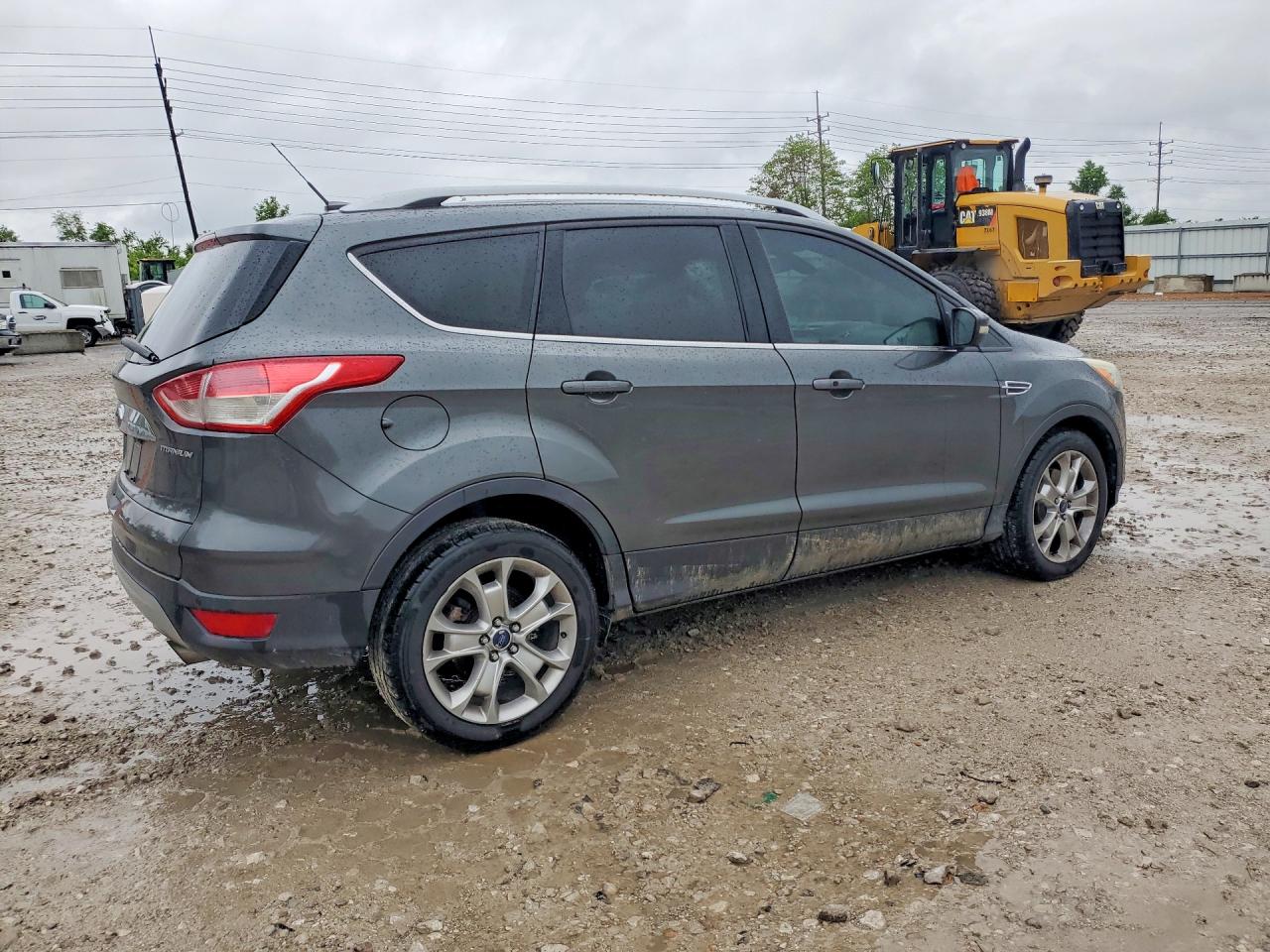 2016 FORD ESCAPE