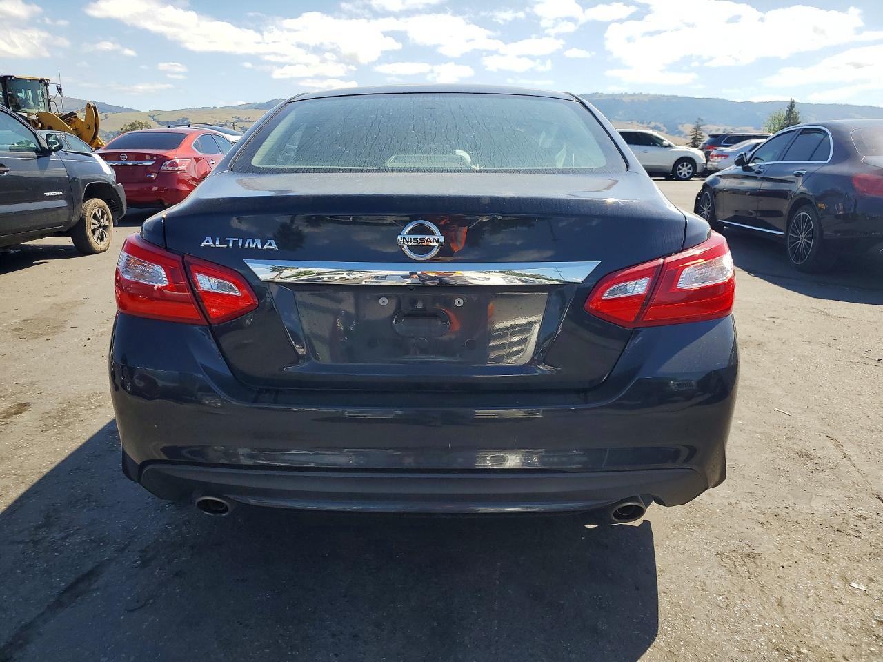 2017 NISSAN ALTIMA
