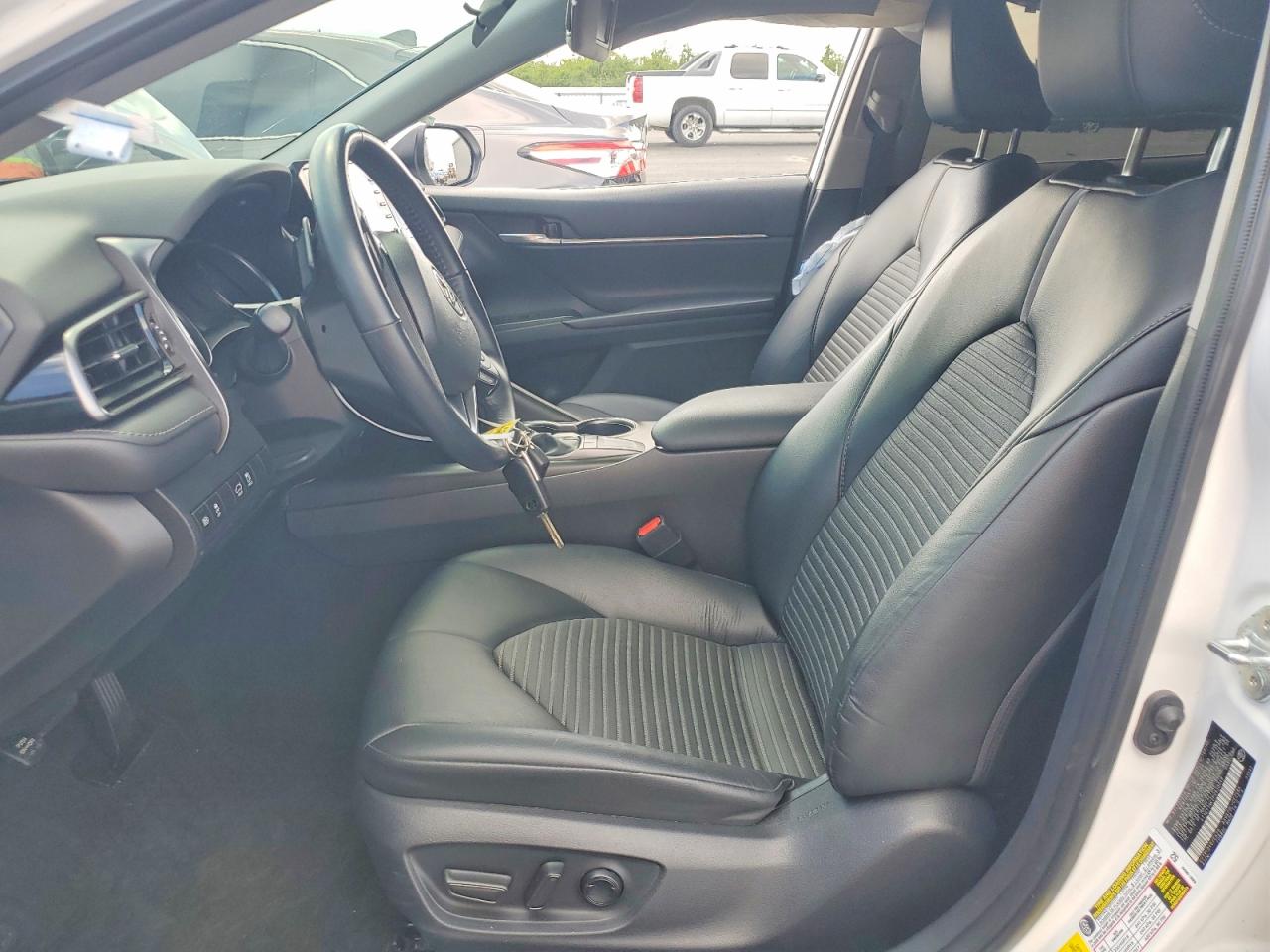 2023 TOYOTA CAMRY