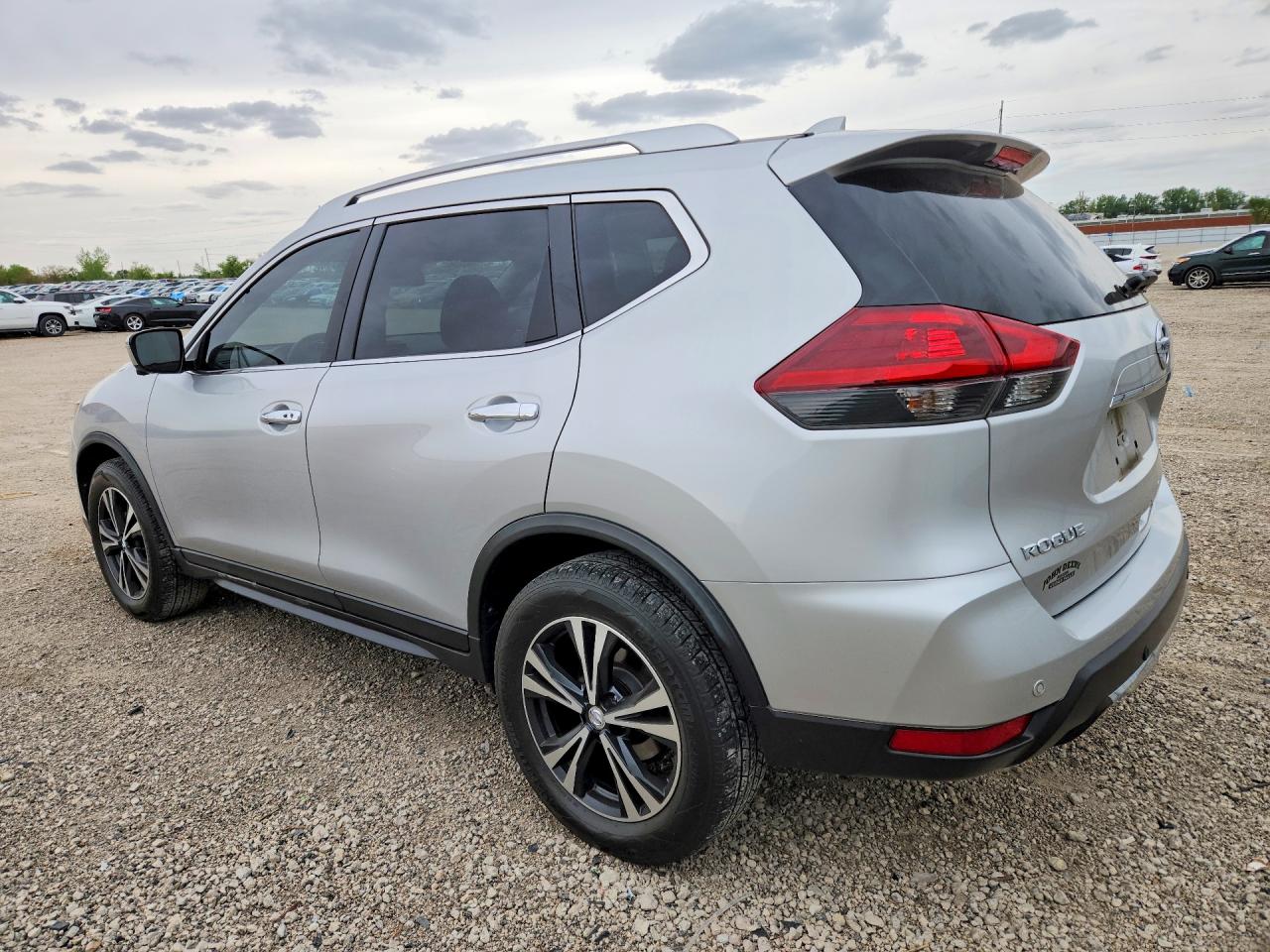 2019 NISSAN ROGUE