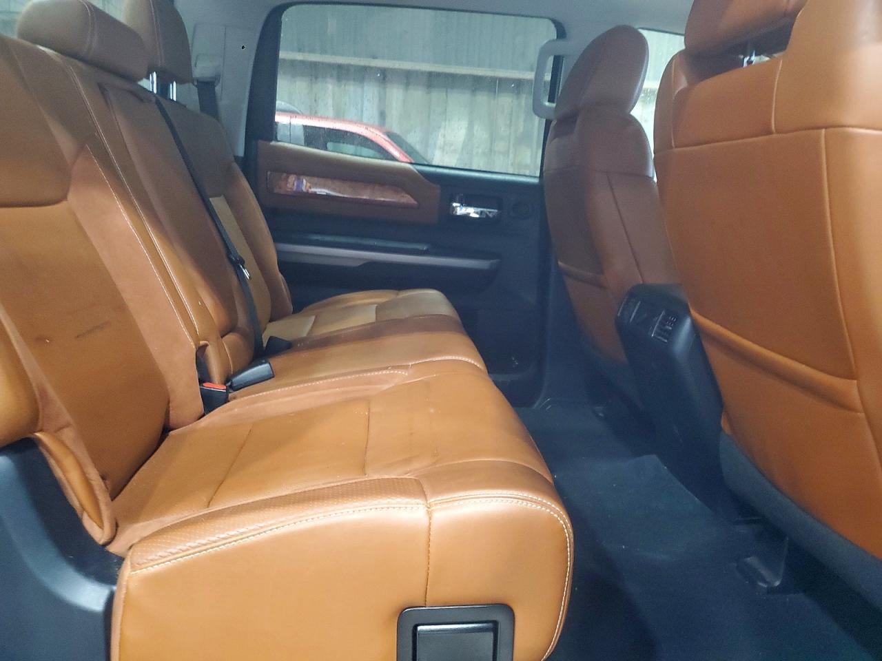 2018 TOYOTA TUNDRA