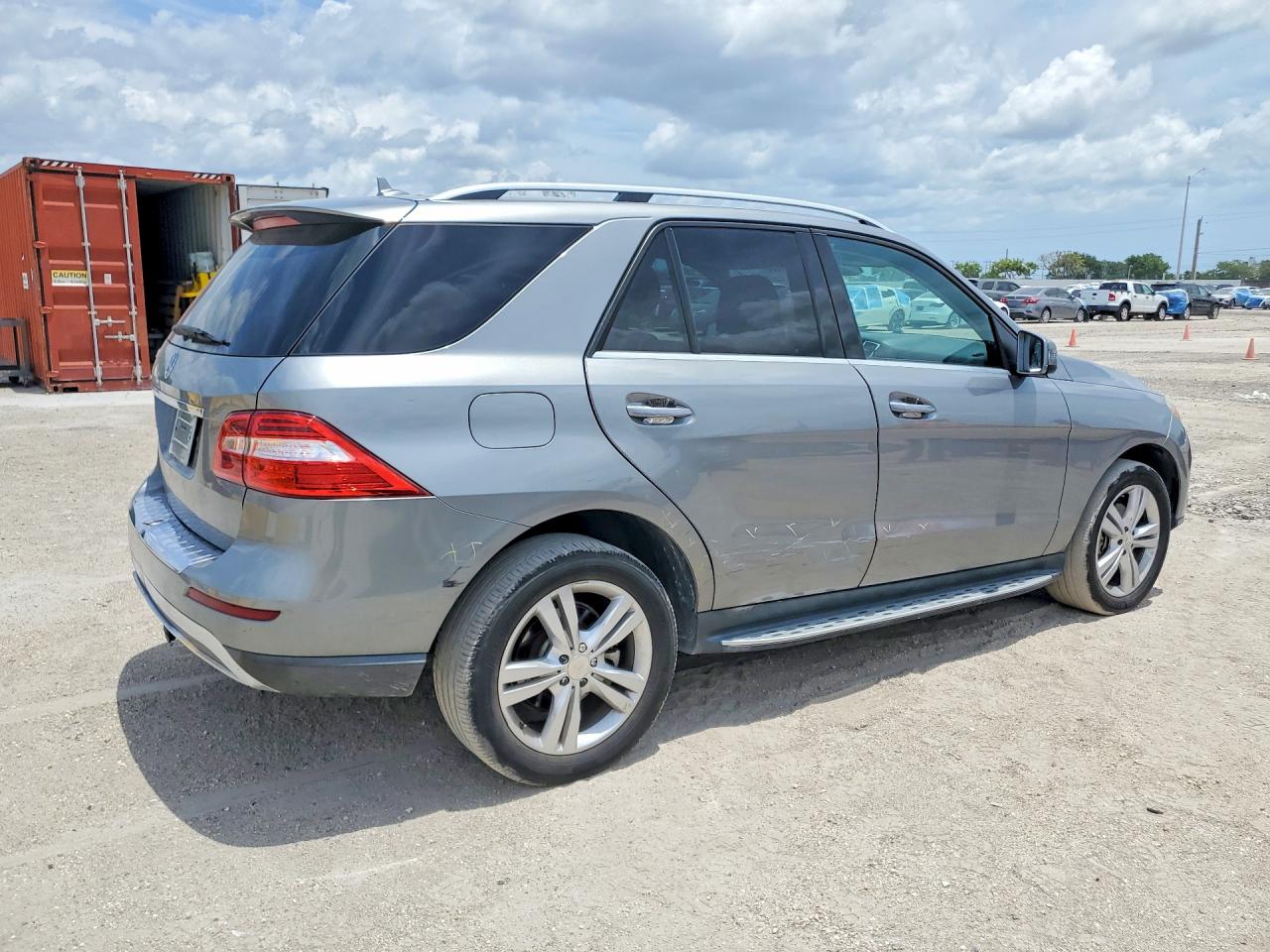 2013 MERCEDES-BENZ M-CLASS