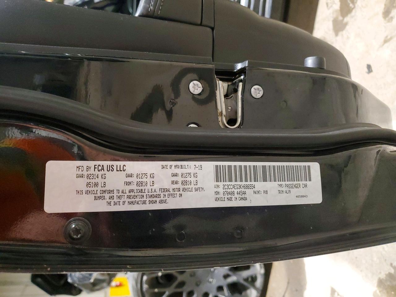 2019 CHRYSLER 300