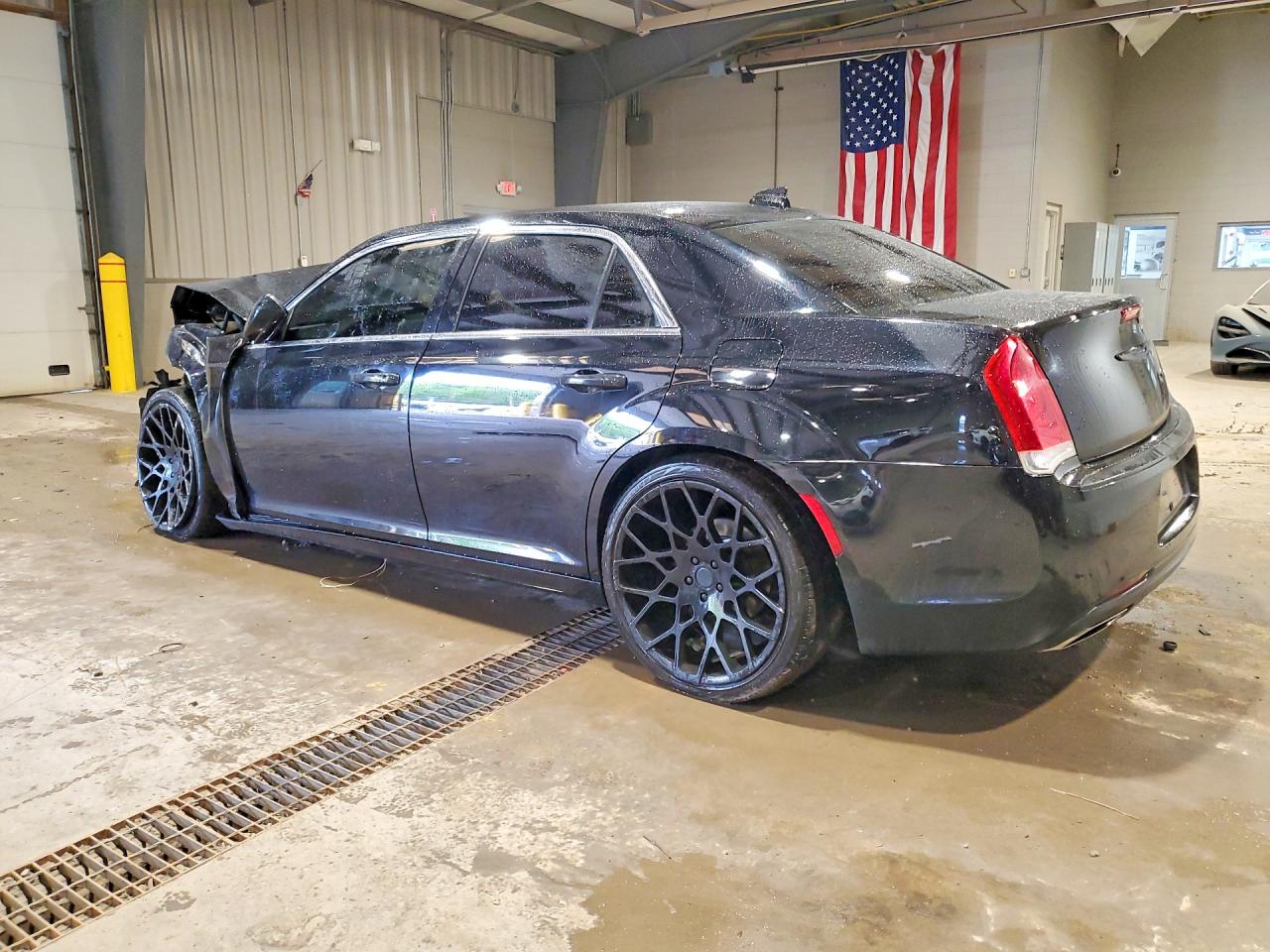 2019 CHRYSLER 300