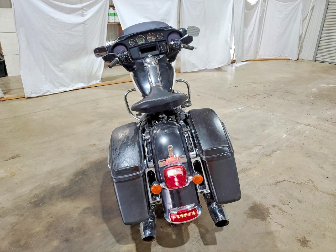 2015 HARLEY-DAVIDSON FL