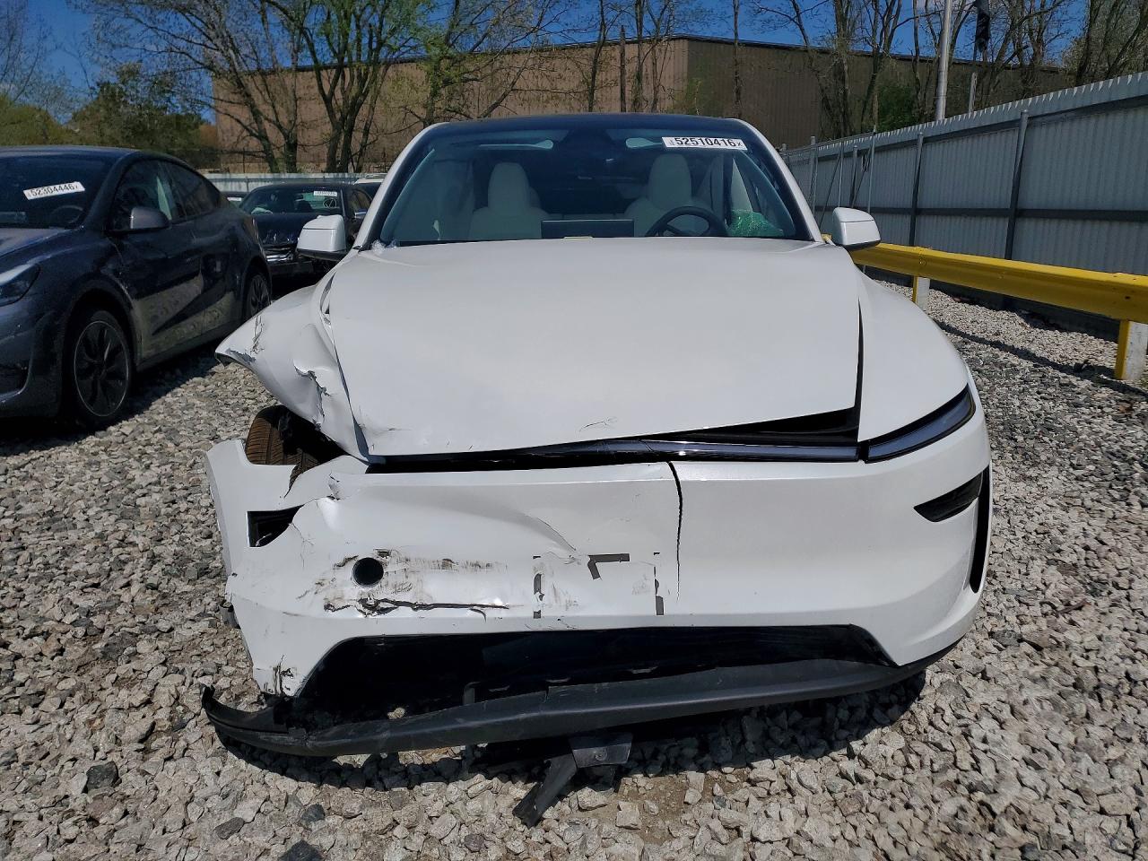2026 TESLA MODEL Y