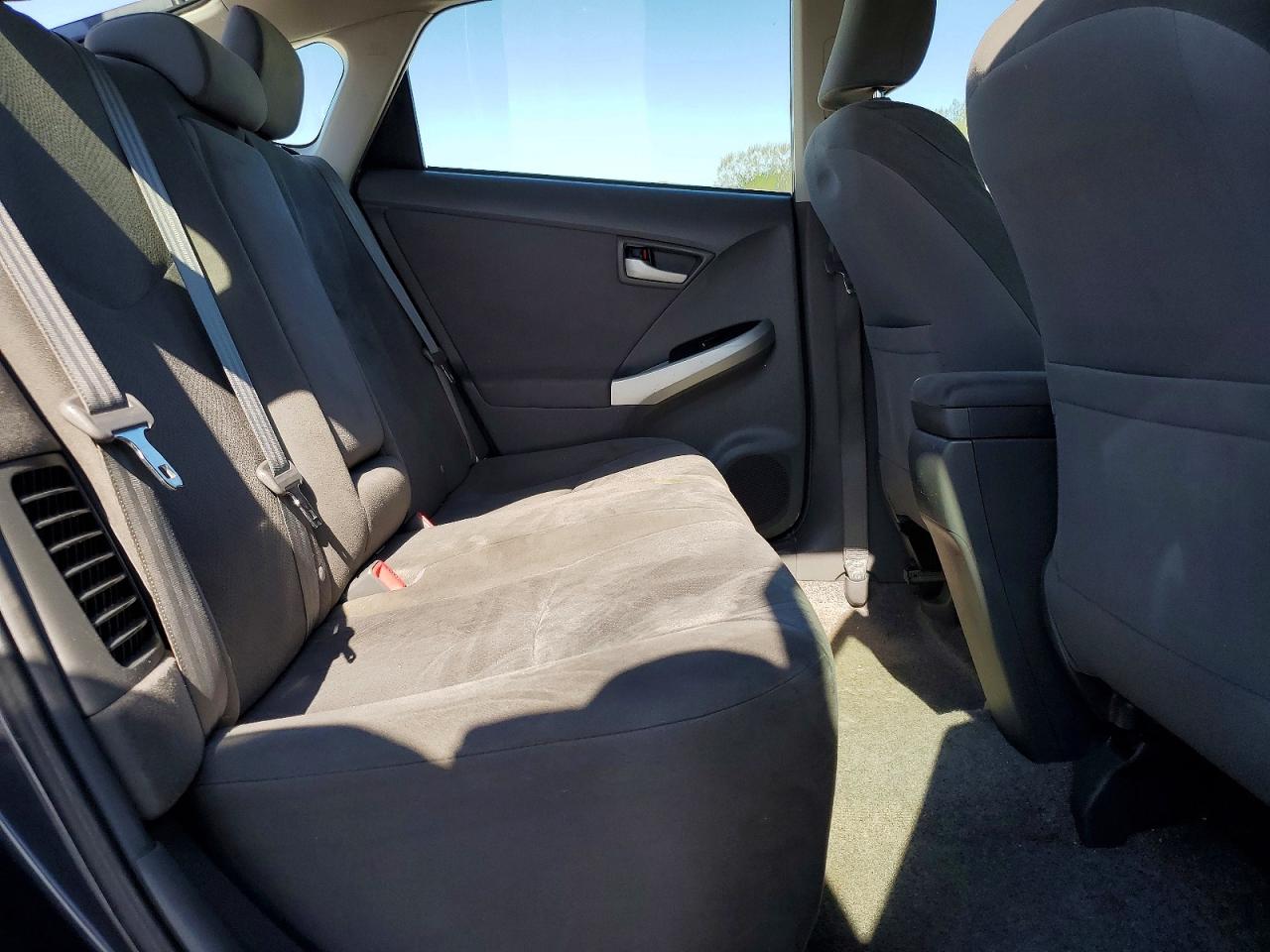 2011 TOYOTA PRIUS