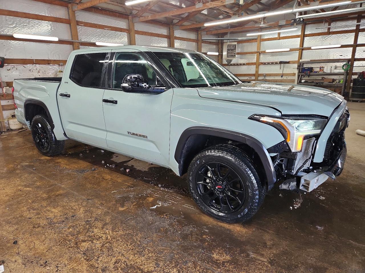2025 TOYOTA TUNDRA