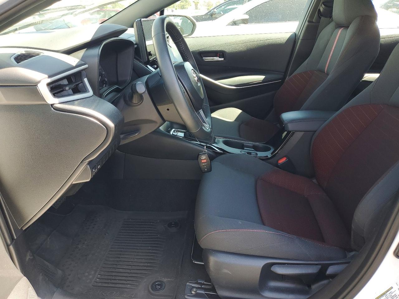 2025 TOYOTA COROLLA