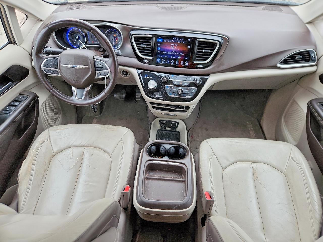 2017 CHRYSLER PACIFICA