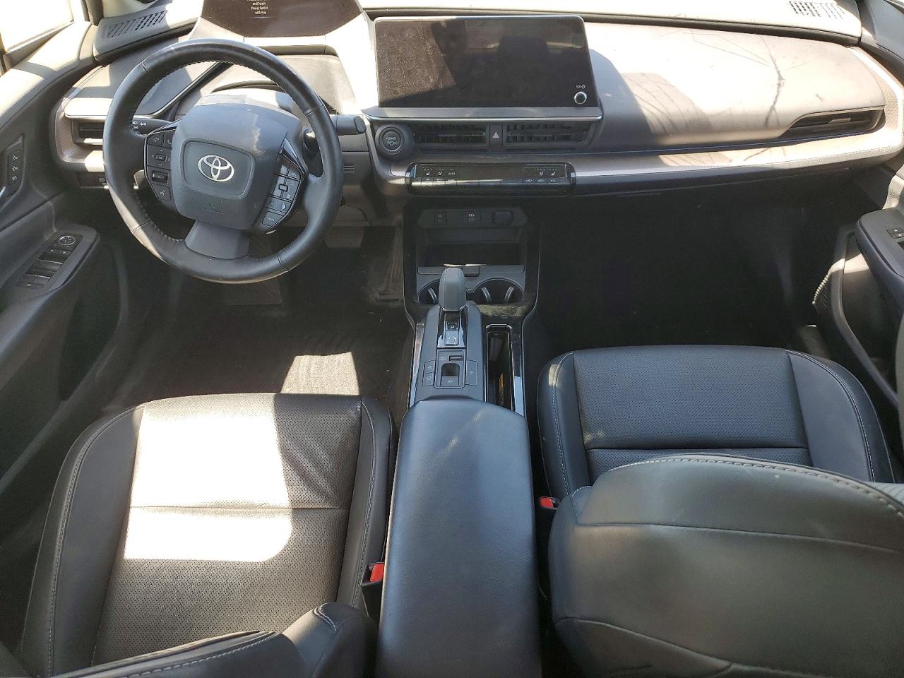 2023 TOYOTA PRIUS