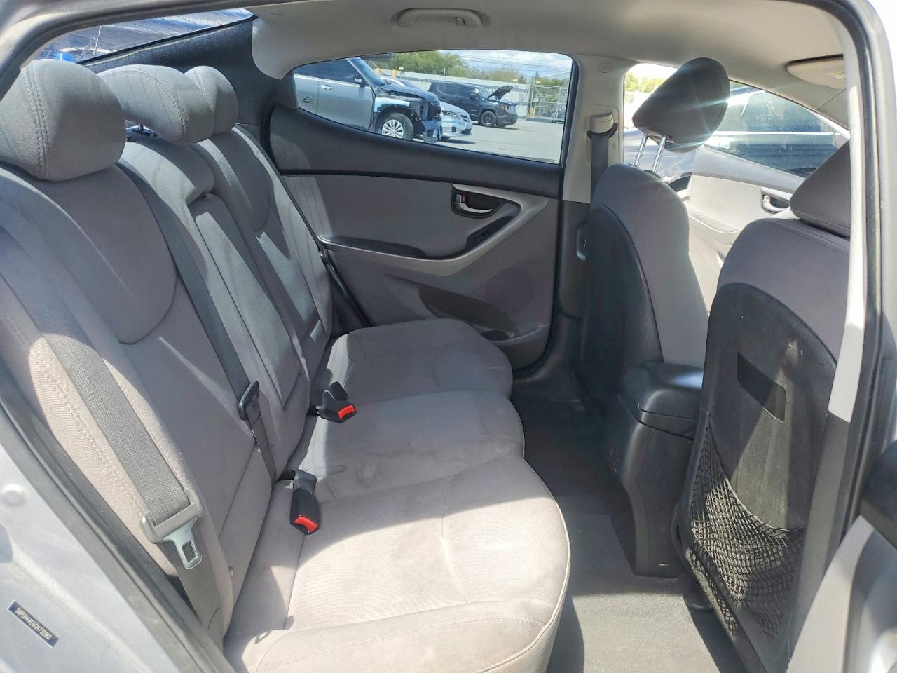 2016 HYUNDAI ELANTRA