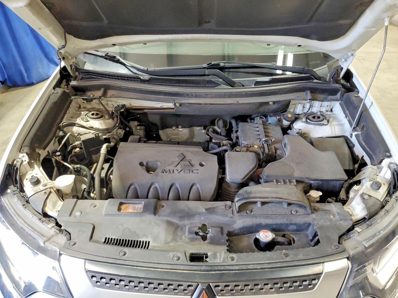 2019 MITSUBISHI OUTLANDER