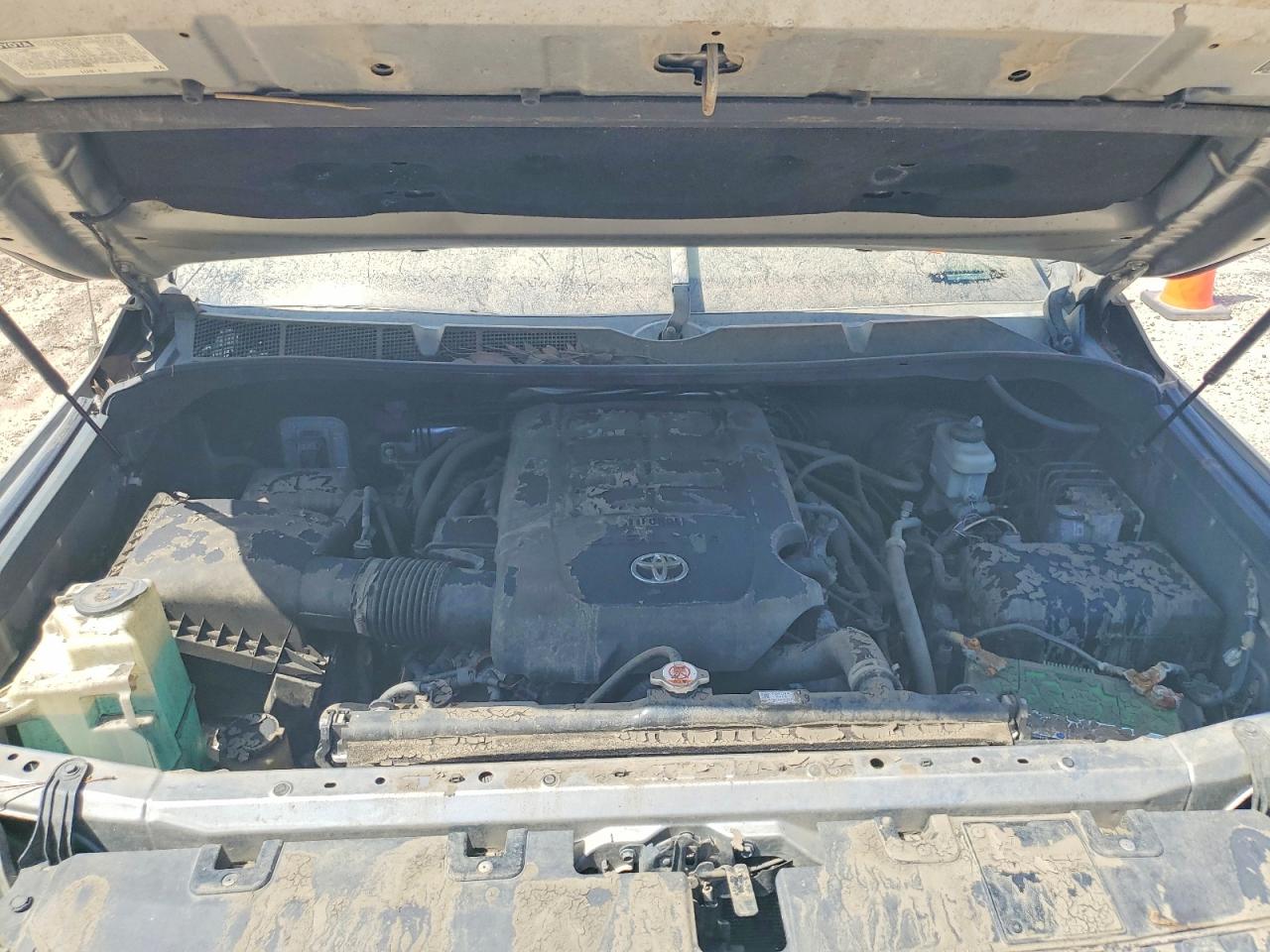 2018 TOYOTA TUNDRA