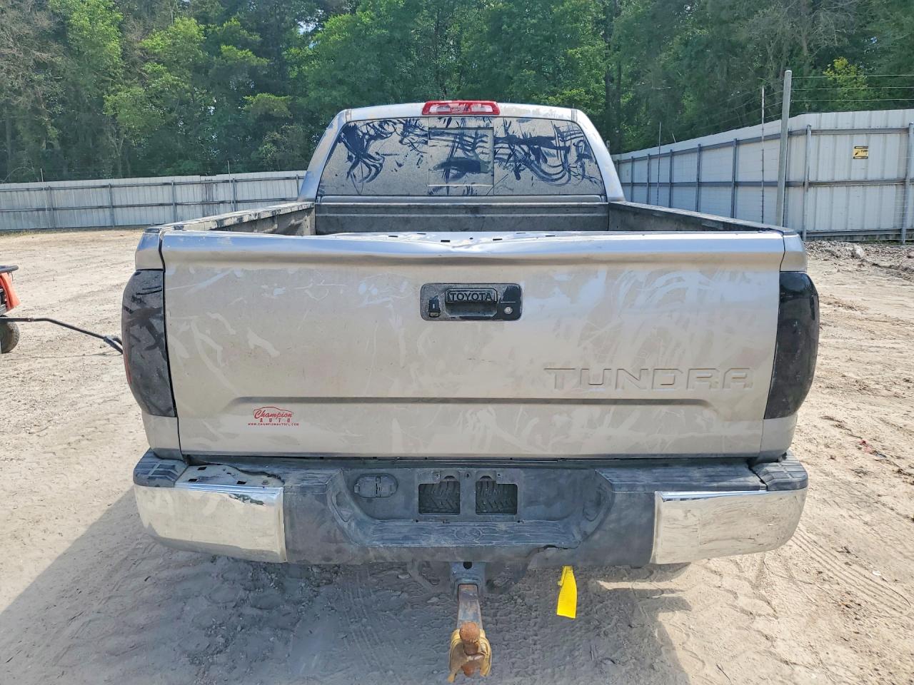 2018 TOYOTA TUNDRA