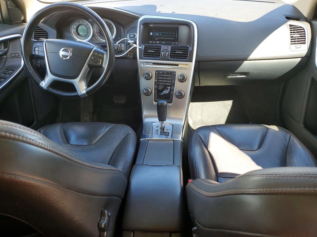 2012 VOLVO XC60