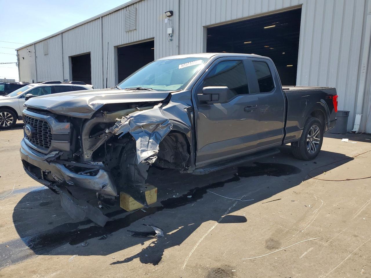 2023 FORD F150