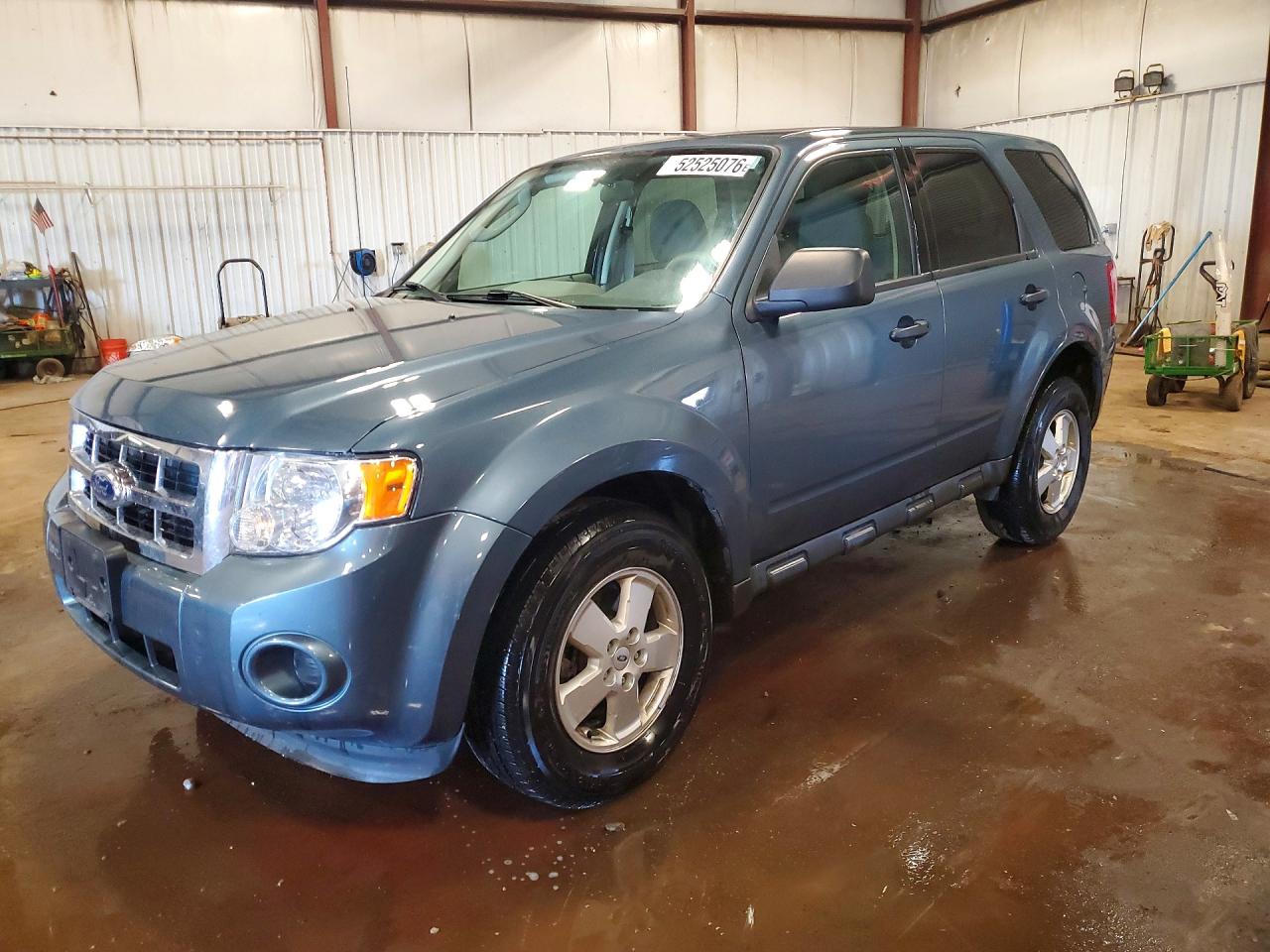 2011 FORD ESCAPE