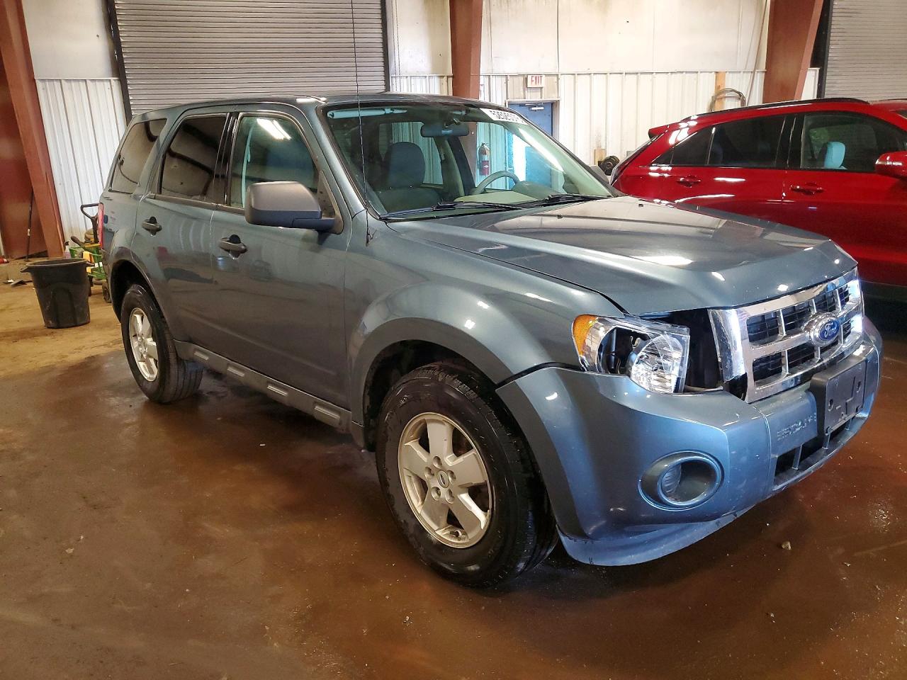 2011 FORD ESCAPE