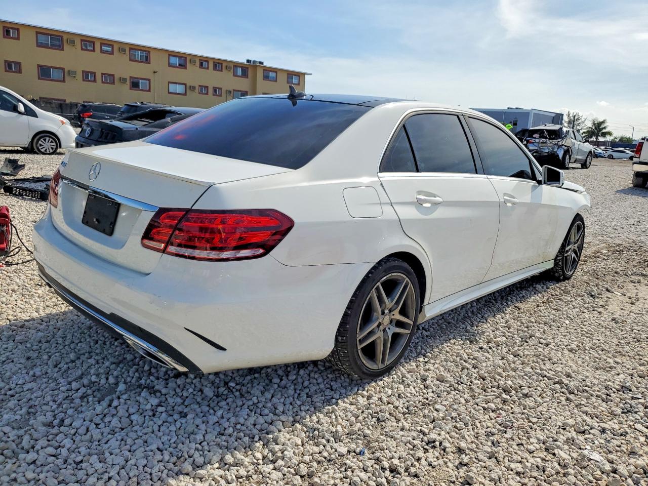 2016 MERCEDES-BENZ E-CLASS