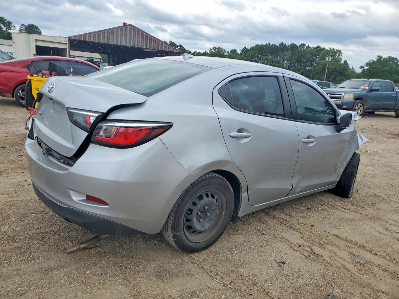 2019 TOYOTA YARIS