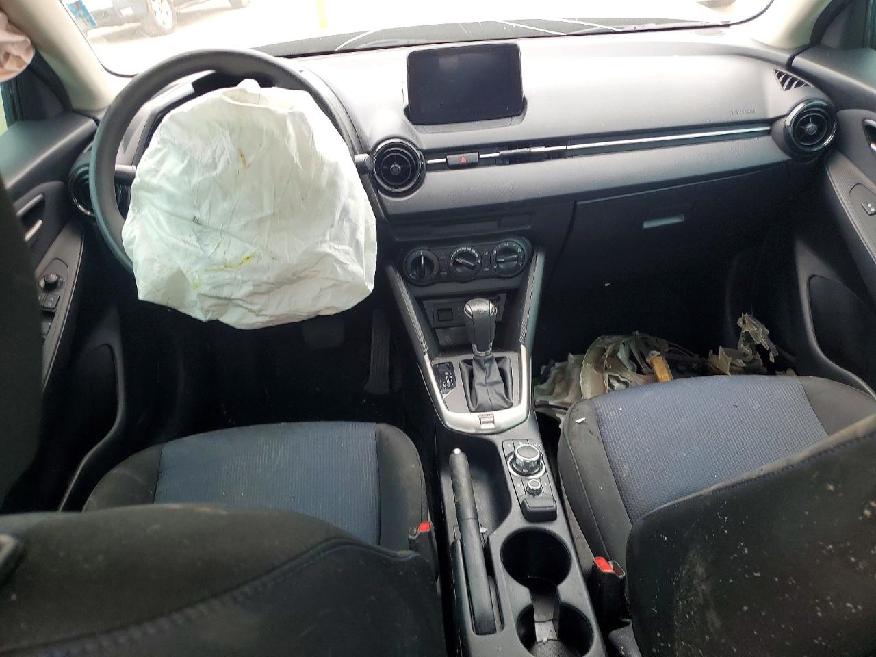 2019 TOYOTA YARIS