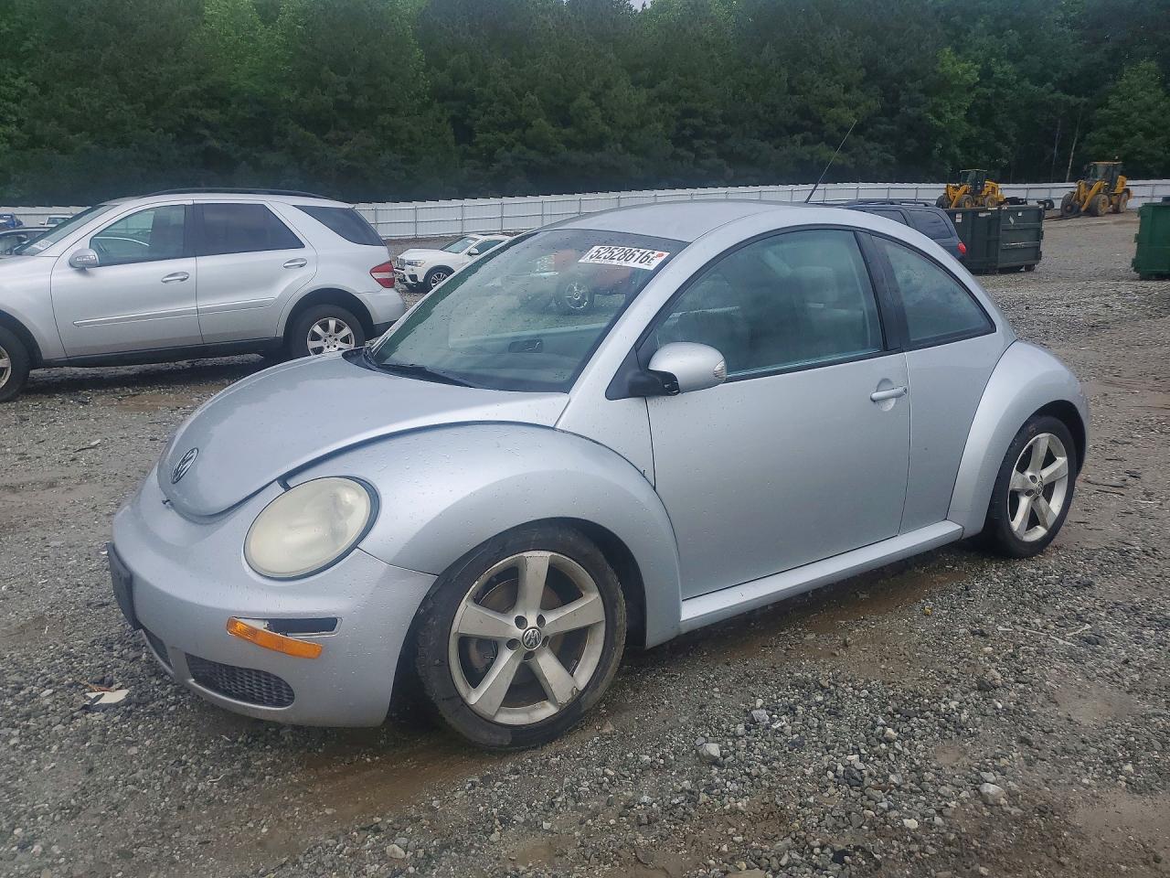 2006 VOLKSWAGEN BEETLE