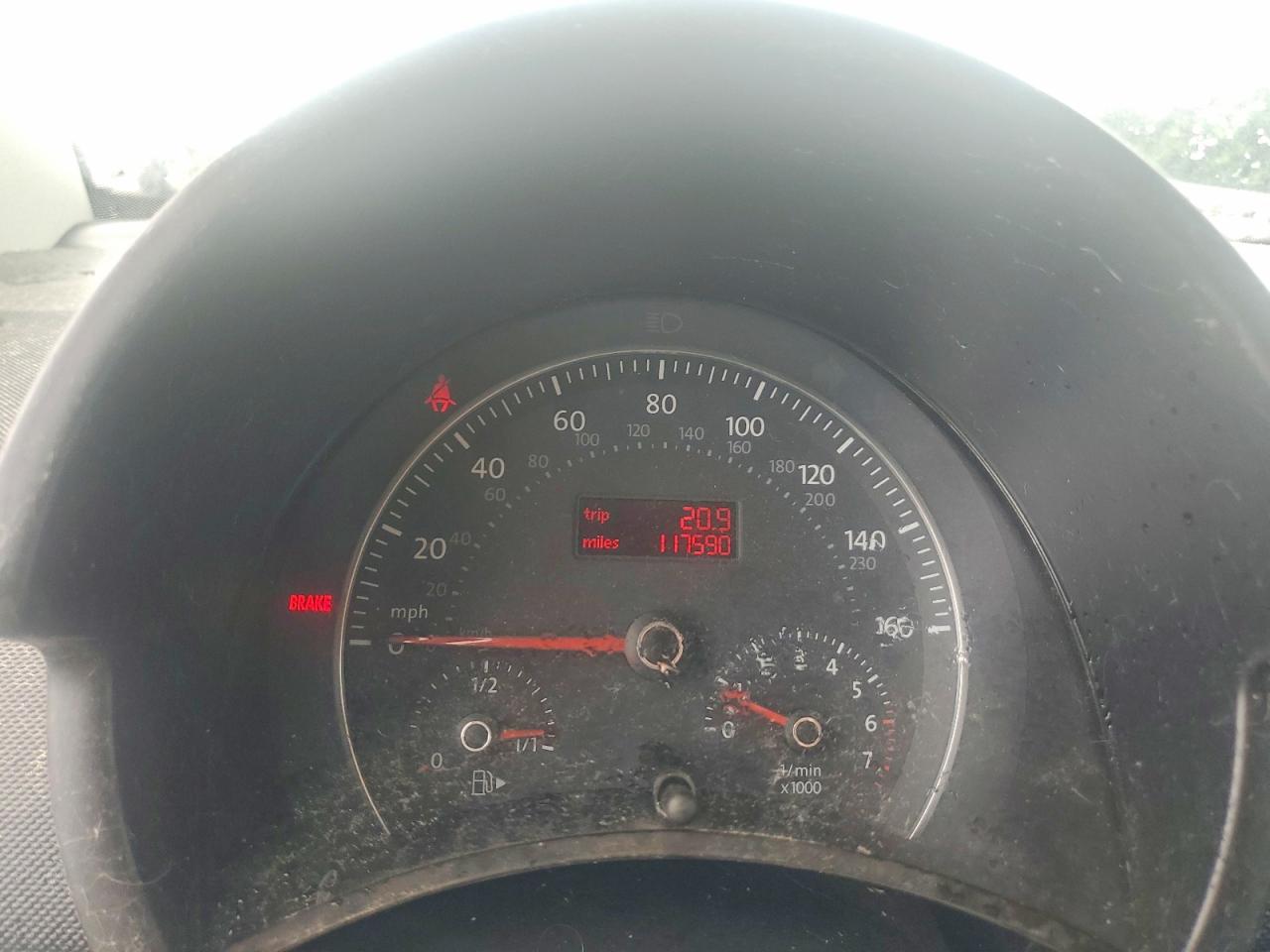 2006 VOLKSWAGEN BEETLE