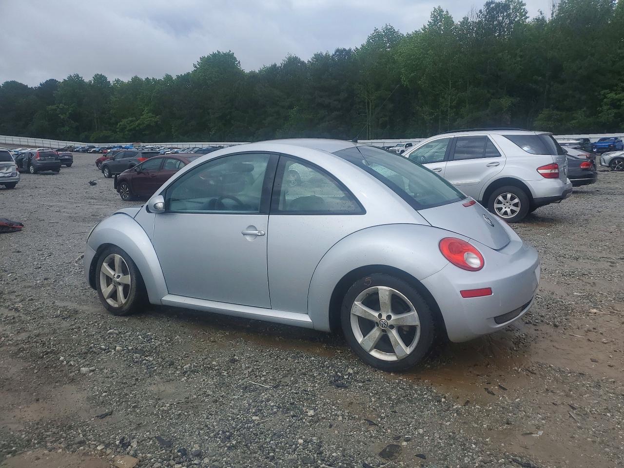 2006 VOLKSWAGEN BEETLE