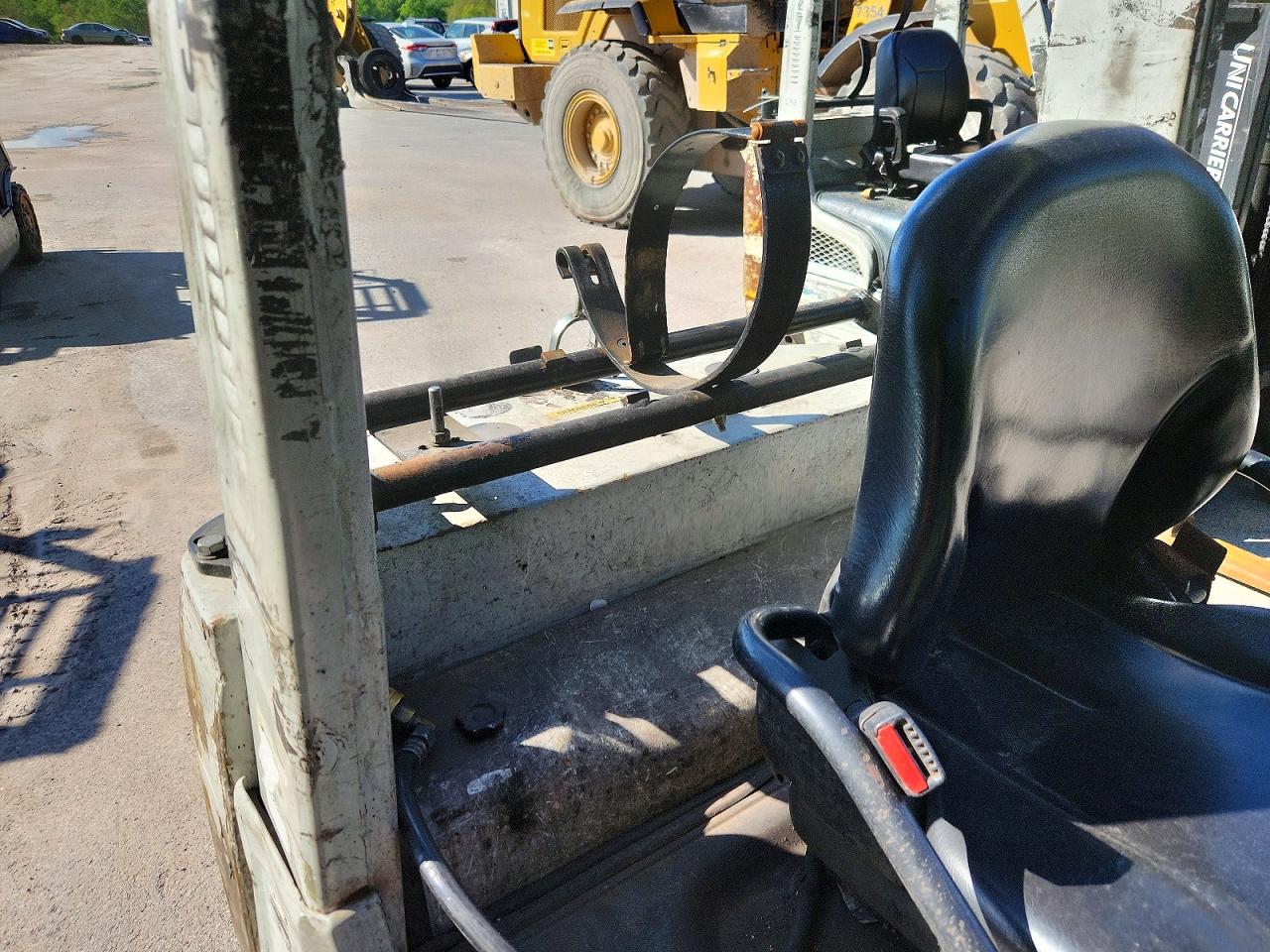 2019 UNICARIERS FORKLIFT