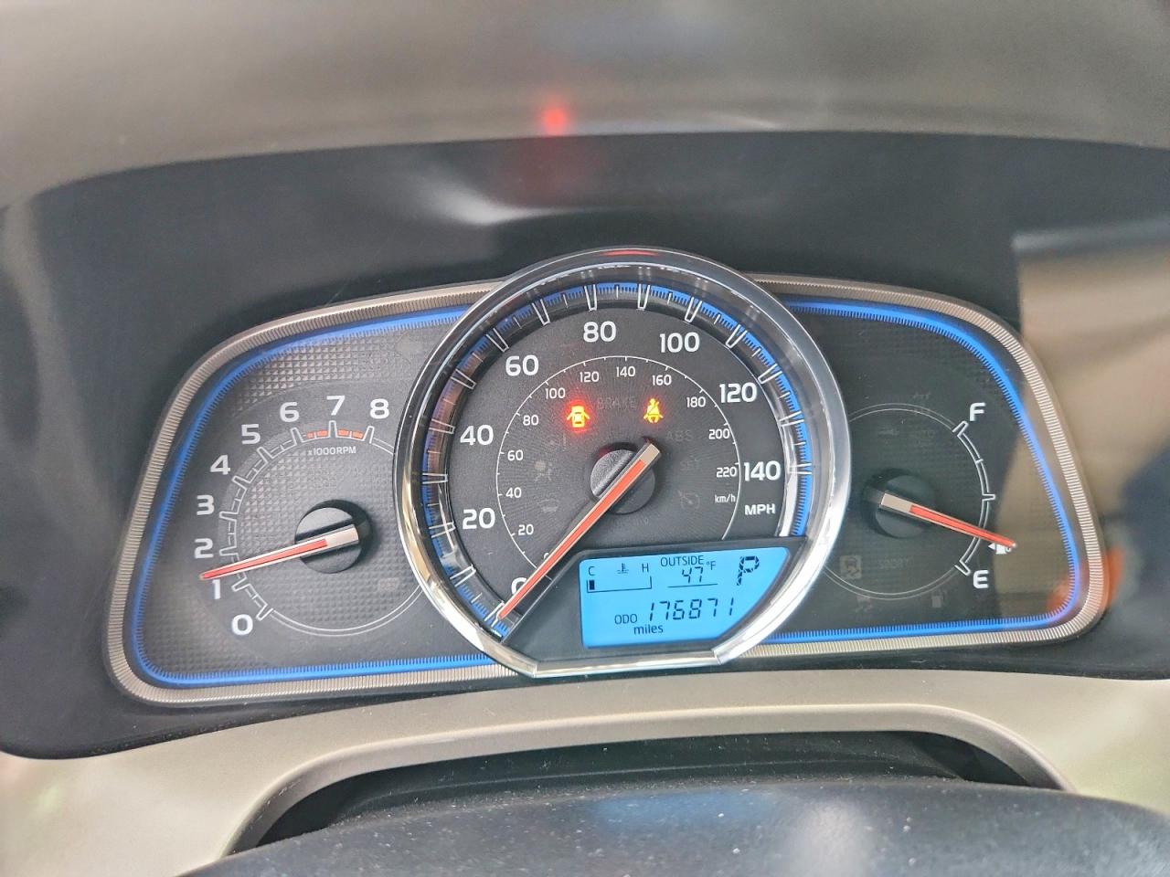 2014 TOYOTA RAV4