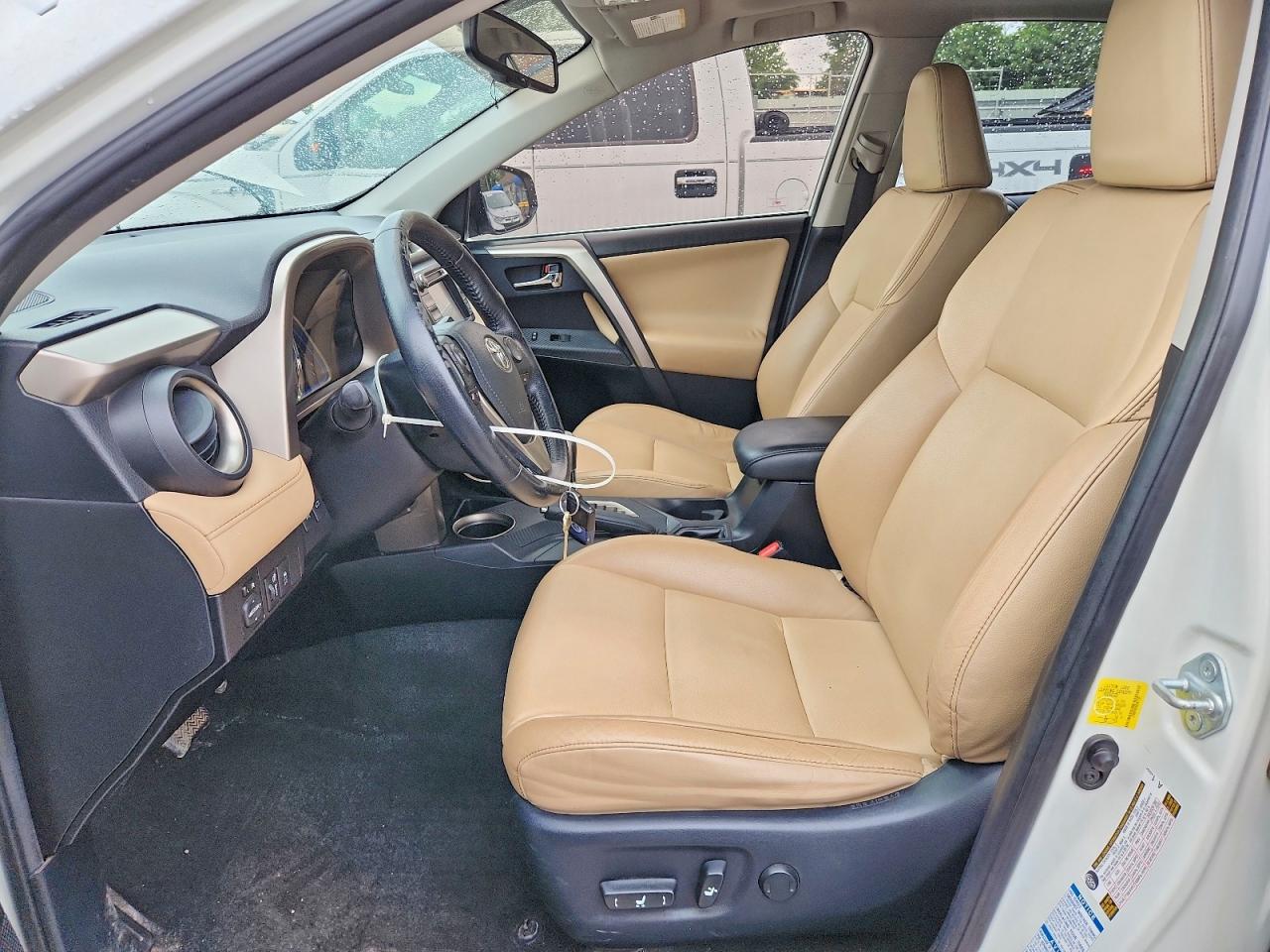 2014 TOYOTA RAV4