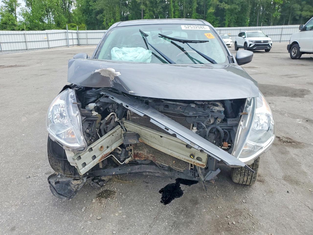 2019 NISSAN VERSA
