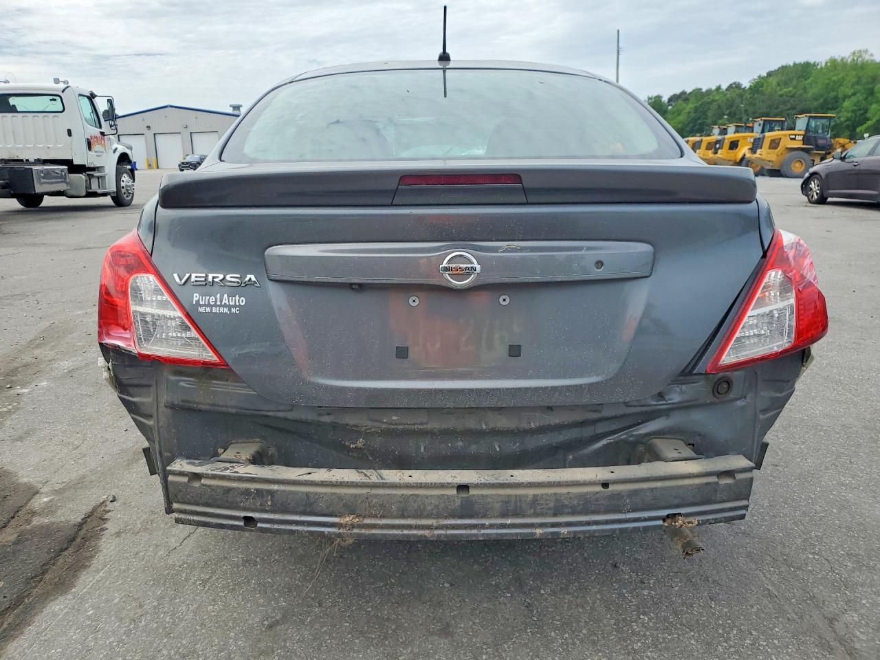 2019 NISSAN VERSA