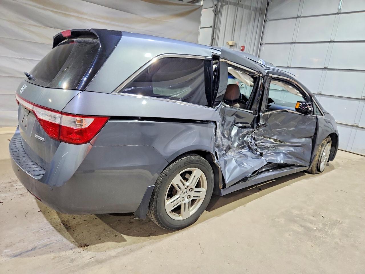 2011 HONDA ODYSSEY