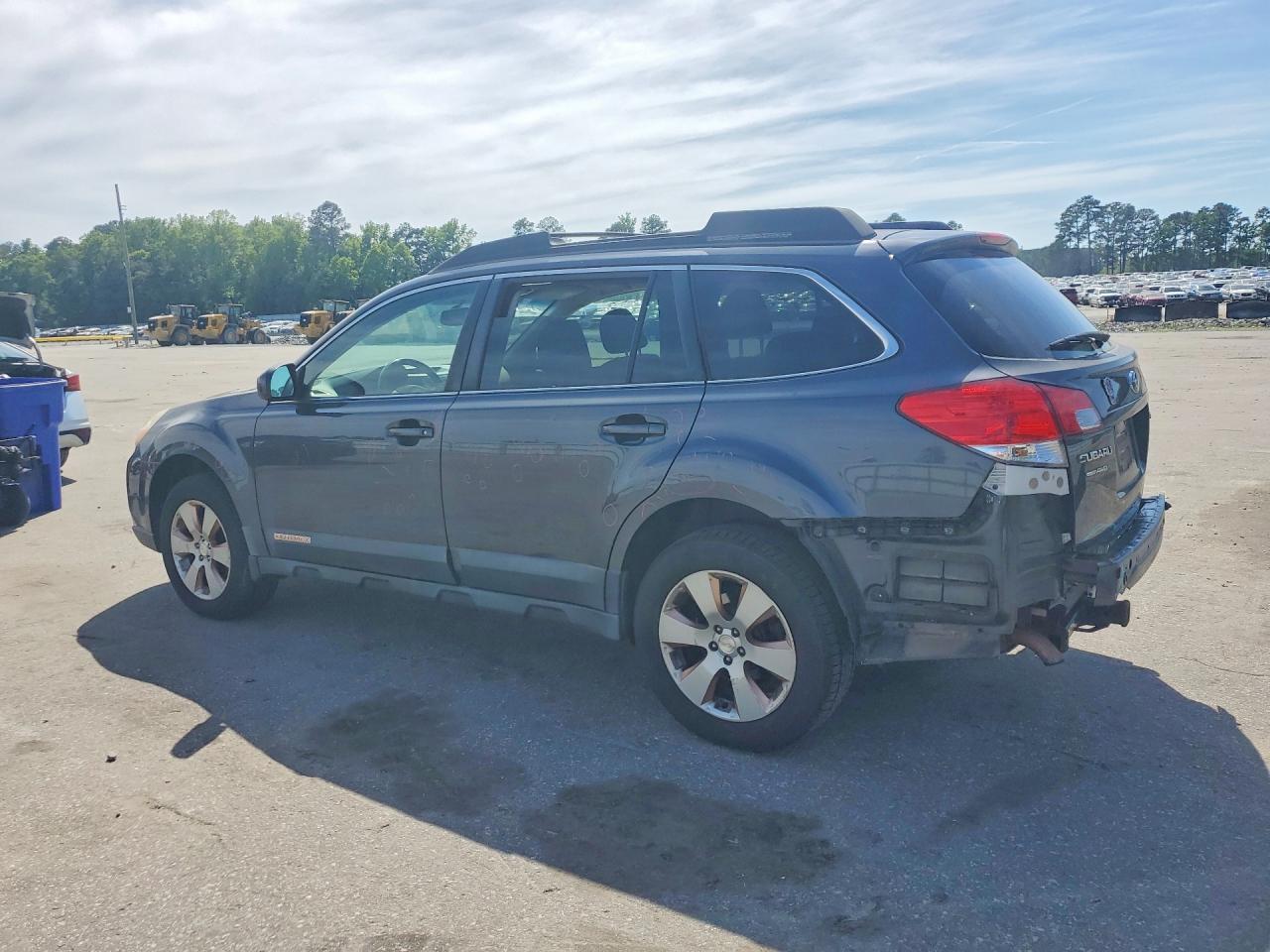 2012 SUBARU OUTBACK