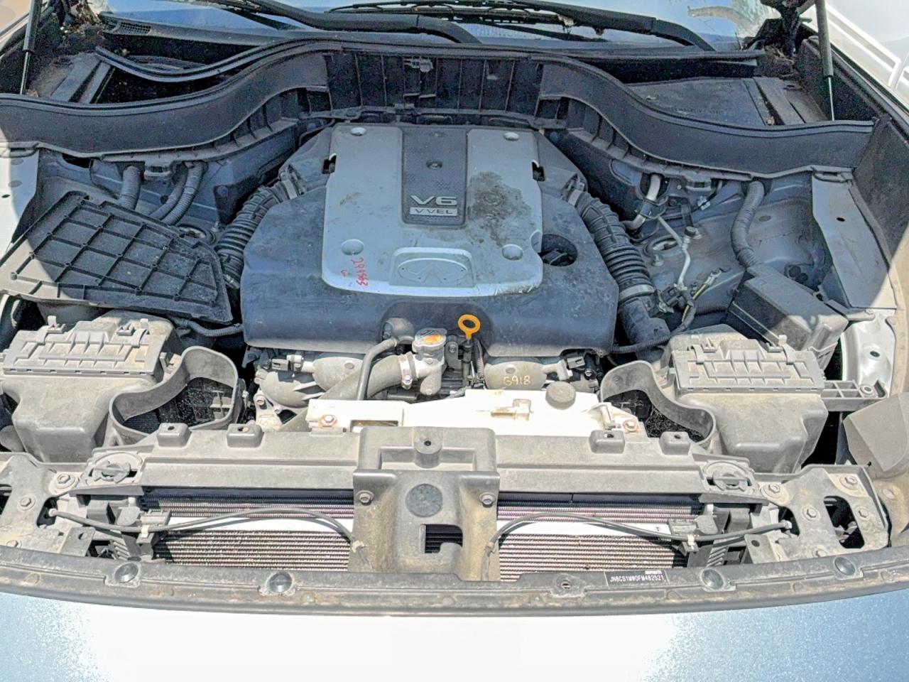2015 INFINITI QX70