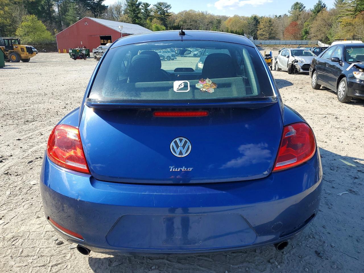 2012 VOLKSWAGEN BEETLE