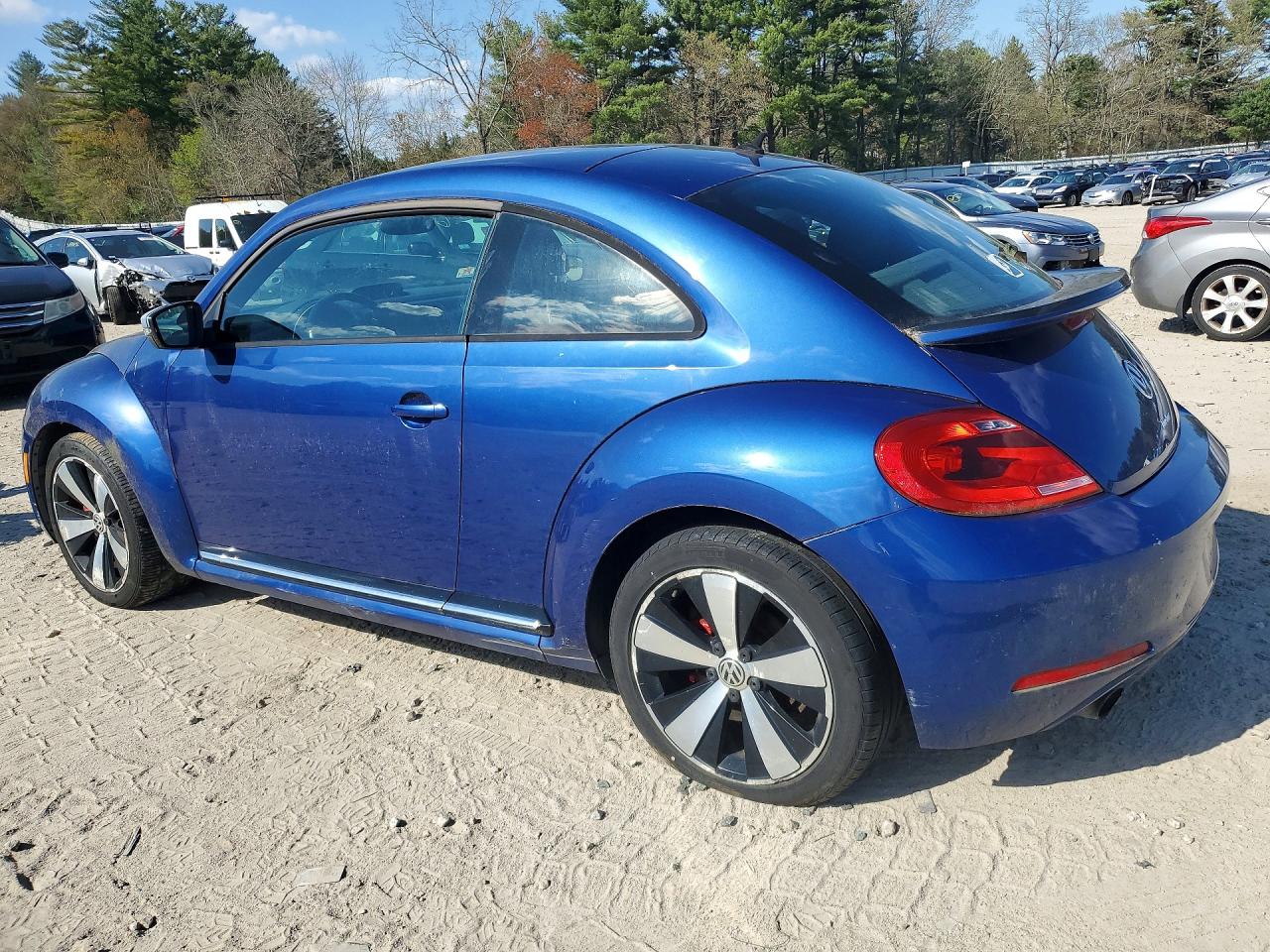 2012 VOLKSWAGEN BEETLE