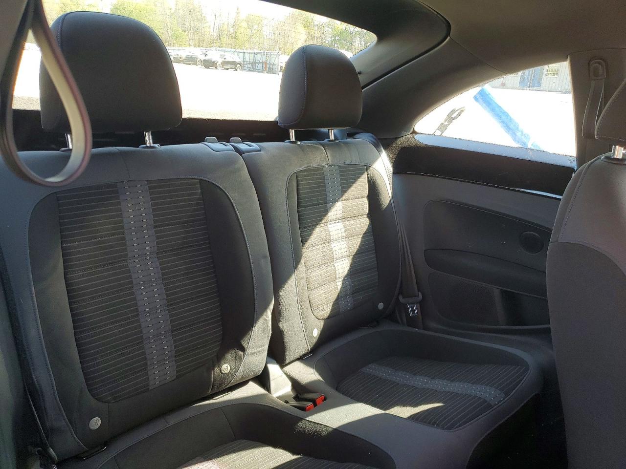 2012 VOLKSWAGEN BEETLE