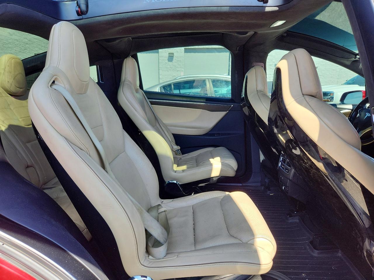 2016 TESLA MODEL X
