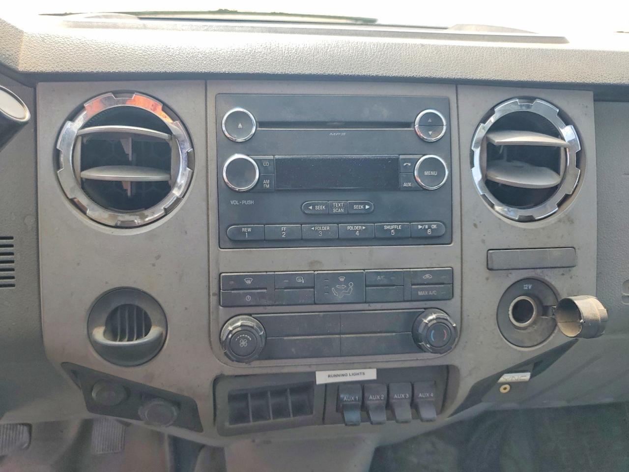 2017 FORD F650
