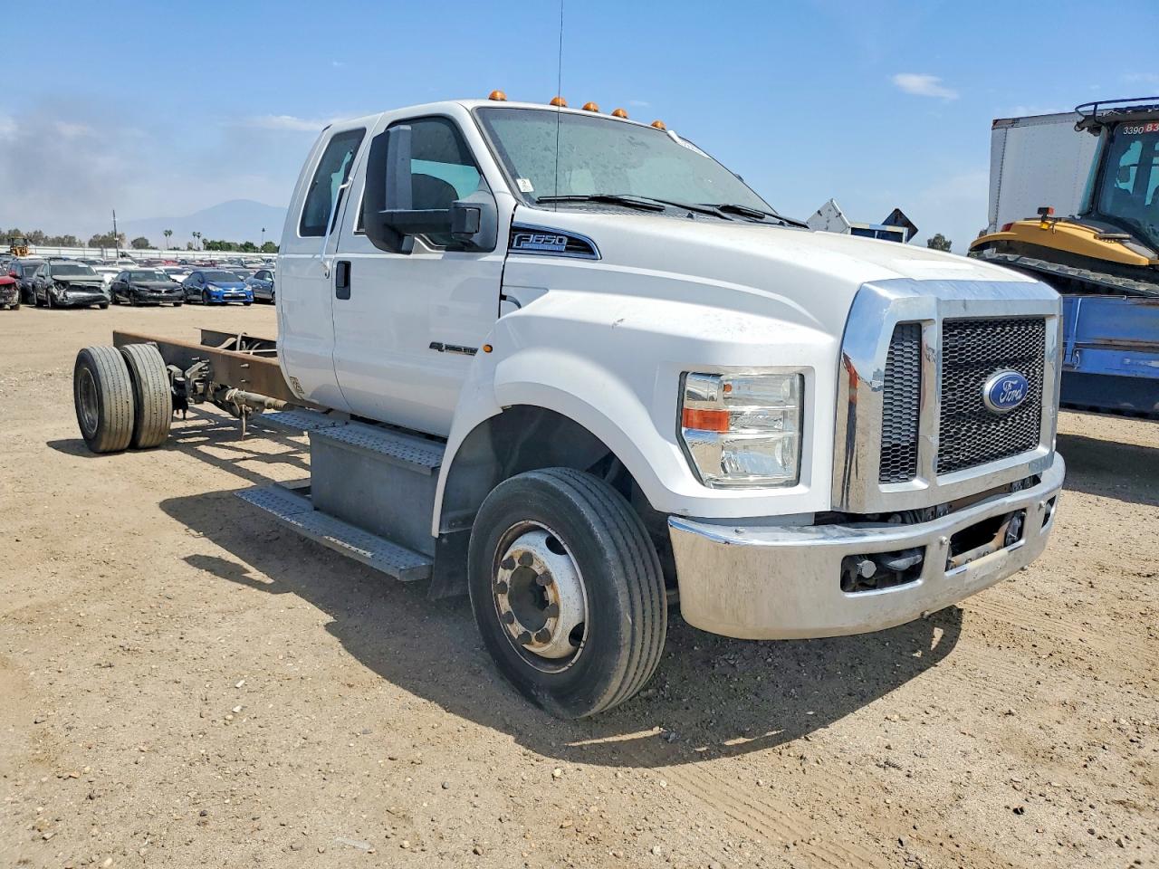 2017 FORD F650