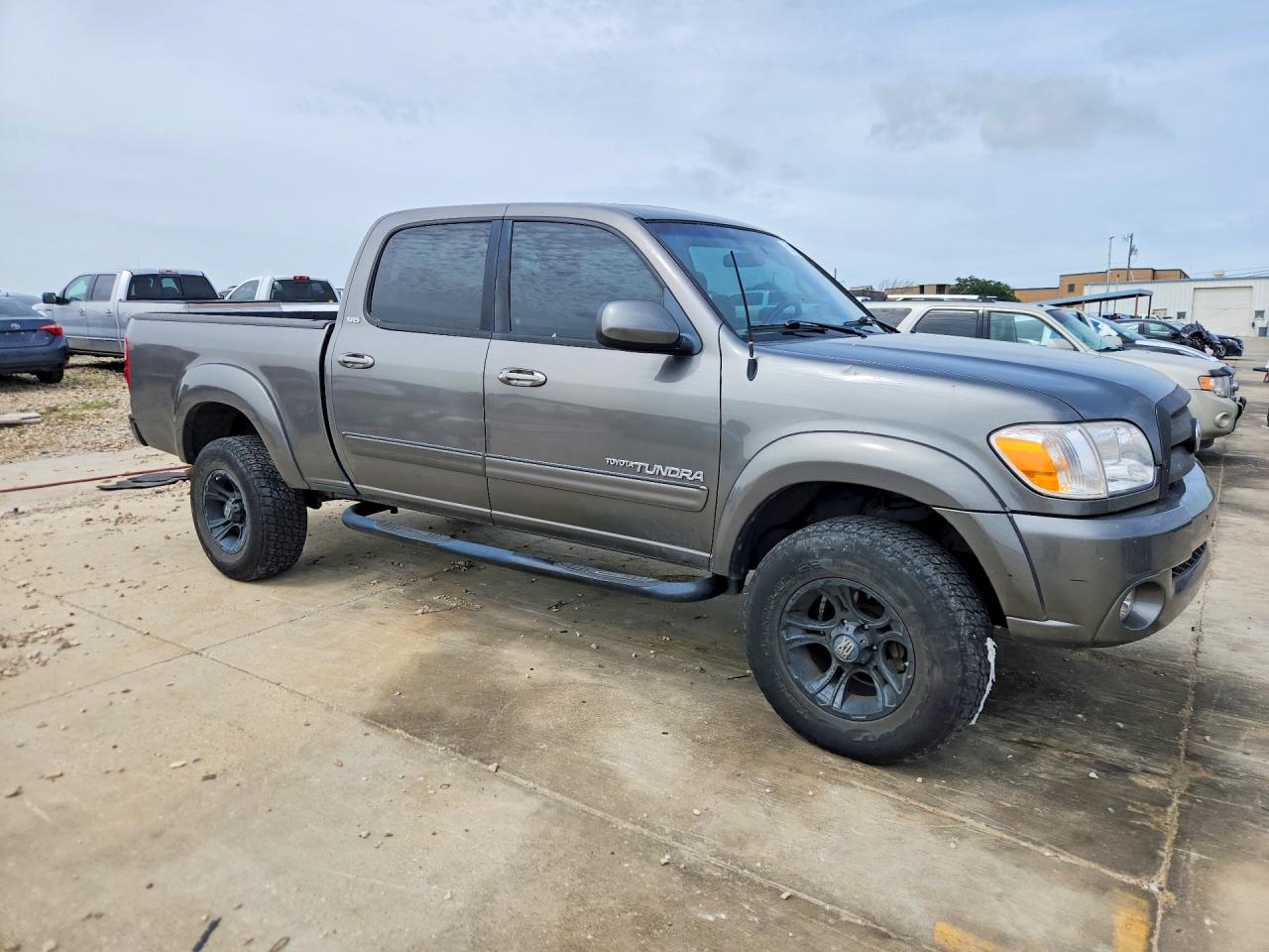 2006 TOYOTA TUNDRA