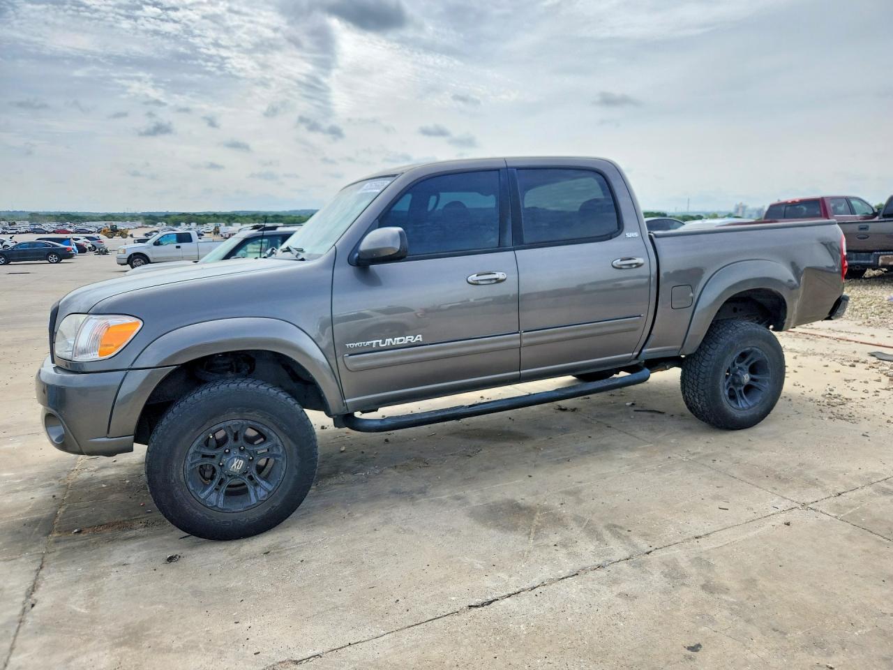 2006 TOYOTA TUNDRA