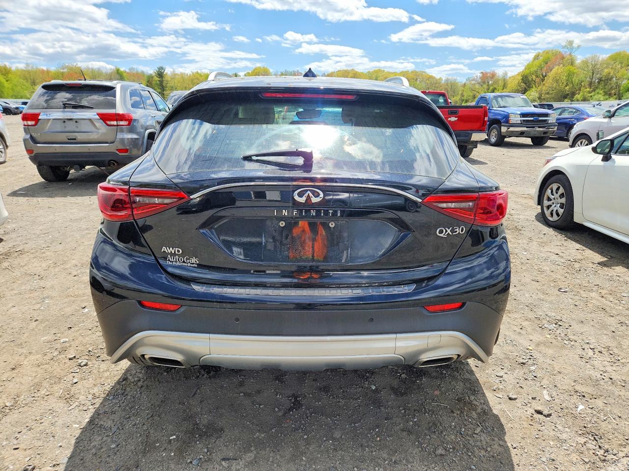 2018 INFINITI QX30