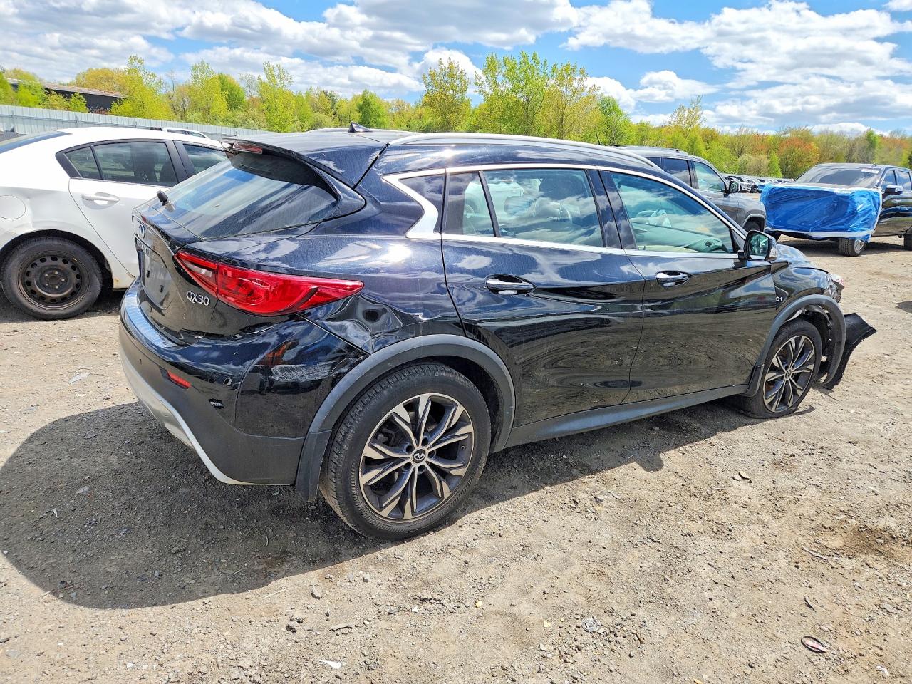 2018 INFINITI QX30