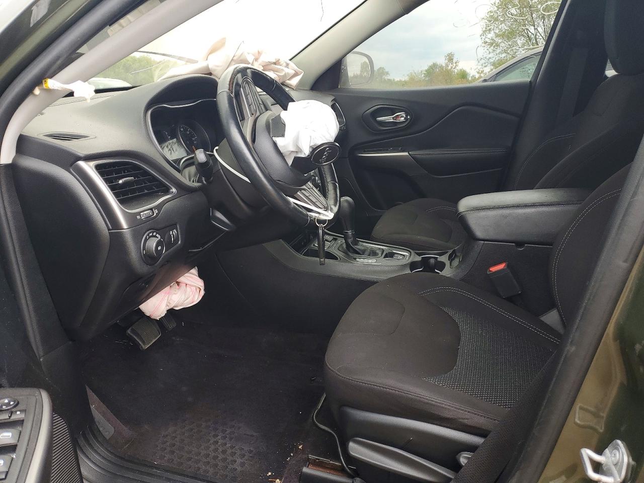 2019 JEEP CHEROKEE