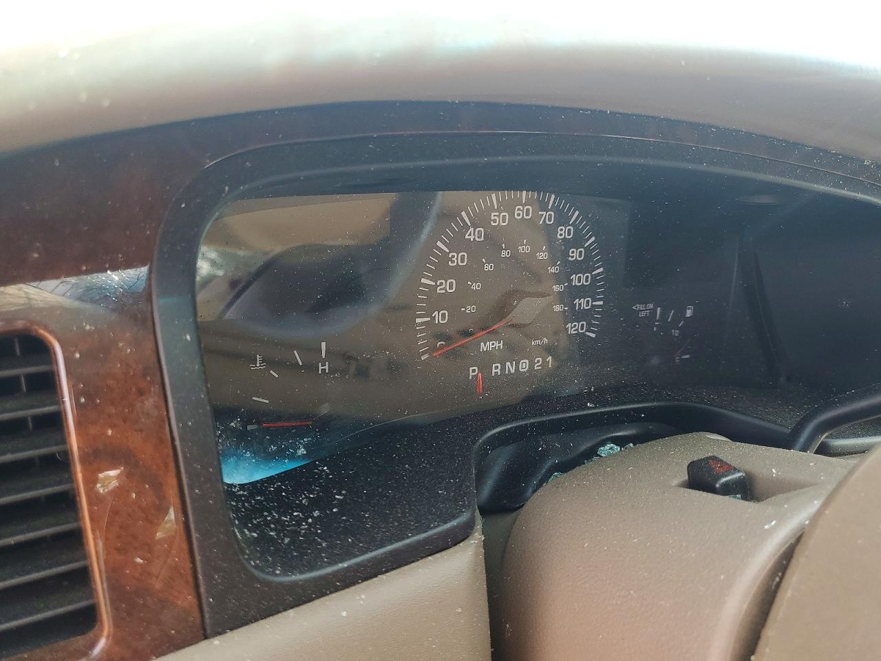 2002 LINCOLN TOWNCAR